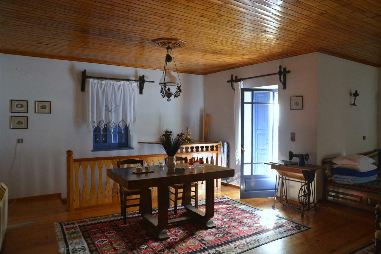 Гостевой дом Petroto House Fragkades Экстерьер фото
